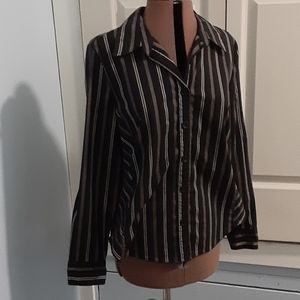 Old Navy Easy Fit Stretch button up shirt